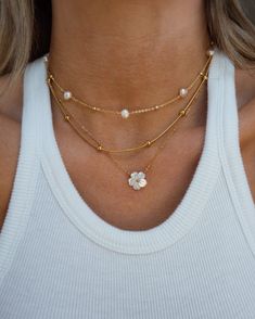 Cute Girly Crafts, Gold Pearl Dainty Chain Necklace, Summer Gold Pearl Necklace, Gold Beaded Necklace, Jewellery Necklace, Feminine Gold Pearl Chain Necklace, Evry Jewels Necklace Stack, Stacking Necklaces, Dainty Gold Layered Pearl Necklace