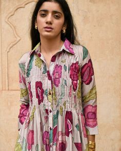 Size Chart Courtyard Design, Kurti Patterns, Kurti Designs Latest, Kurti Neck, Fancy Kurti, Kurta Neck Design, Cotton Kurti Designs, Dress Design Patterns, Kurti Neck Designs