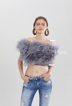 "SGinstar Zara Off Shoulder Feather Top Feather Cocktail Topper Feather Topper 🌸Made to order 🌸Please check my sizes chart before ordering 🌸Length of this top is almost your waist over the navel 🌸 Top have a sleeves decorated with ostrich feathers 🌸zipper closure on the back side 🌸Top made with ostrich feathers 🌸Color: more than 18 colors 🌸Dry clean only SGinstar Size Guide UK4/US0/EU32/AU4 Bust 31\"(78cm.) Waist24\"(60cm.) Hips33\"(83.5cm.) UK6/US2/EU34/AU6 Bust32\"(80.5cm.) Waist25\"(6 Fitted Feather Tops For Fall, Fitted Feathered Tops For Fall, Ostrich Feather Dress, Bachelorette Brunch, Feather Crop Top, Brunch Nyc, Dress Topper, Feather Top, Feather Tops