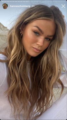 Light Brunette Hair, Brown Hair Inspo, Bronde Hair, Brunette Hair With Highlights, Brown Hair Balayage