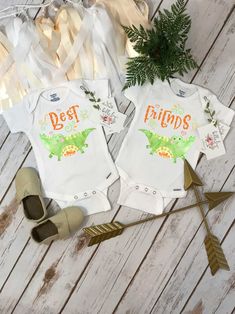 Twins Onesies® Best Friends Twins Clothes Twins Baby | Etsy Twins Onesies, Twins Clothes, Twin Onesies, Twins Gift, Cute Pregnancy Announcement, Baby Twins, Expecting Twins, Gender Neutral Colors