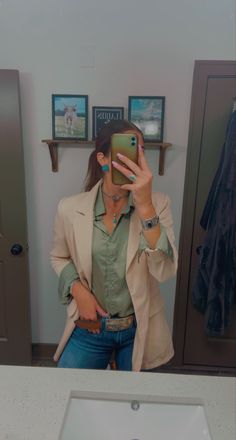 Business Casual Country Outfits, Western Office Attire, Western Job Interview Outfit, Professional Cowgirl Outfits, Agriculture Teacher Outfits, Western Outfits For Work, Country Office Outfit, Cowgirl Business Attire, Livestock Judging Outfits Blazers