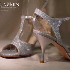 Silver shinning leather, handmade tango shoes, open back.  Very comfortable to wear, not too soft, not too hard~ We don't have items in stock, all products are made by order. The processing time is about 10 days, international shipping will take about 8 days.  You can choose standard or wide, narrow pattern. Classic Closed Toe Dance Shoes For Party, Silver Round Toe Formal Dance Shoes, Silver Round Toe Dance Shoes For Formal Occasions, Formal Silver Round Toe Dance Shoes, Party Dance Shoes With Leather Sole And Almond Toe, Silver High Heel Heels With Leather Sole, Silver Open Toe Sandals For Galas, Classic Dance Shoes For Party, Classic Fitted Dance Shoes For Party