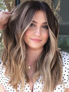 Partial Blonde Highlights, Brunette With Blonde Highlights, Chunky Blonde Highlights, Rambut Brunette, Short Brown Hair, Brown Hair With Blonde Highlights, Brown Hair Balayage, Long Brown Hair, Brown Blonde Hair