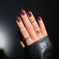 Long Burgundy Winter Nails University Nails, Maroon Nail Designs, Burgundy Nail Designs, Maroon Nails, Nail Colors Winter, Colorful Nails, Matte Nails Design, Burgundy Nails, Winter Nail Designs