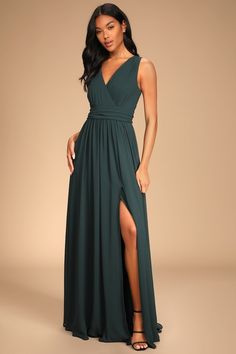 Thoughts of Hue Emerald Green Surplice Maxi Dress Black Tie Wedding Guest Dress, Black Tie Wedding Guests, Maid Of Honour Dresses, Emerald Green Dresses, Green Bridesmaid, Formal Dresses Gowns, Green Bridesmaid Dresses, Maxi Dress Navy, Fall Skirts