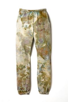 * current production lead time is 5-12 days Our signature sweats are a staple in any loungewear lineup. These comfy heavyweight fleece sweats boasting the label's signature tie-dye motif are an off-duty favorite. Cut from shrink-free cotton, they offer a relaxed fit that injects an extra dose of attitude into your laid-back look. Style your sweatpants with the matching sweatshirt for a high-impact head-to-toe look or pair back with a classic white tee. Individually hand-painted and dyed, every p Tie Dye Sweats, Tie Dye Sweatpants, Matching Sweatshirts, Sweat Set, Fleece Sweatpants, Workout Hoodie, White Tee, Small Waist, Off Duty