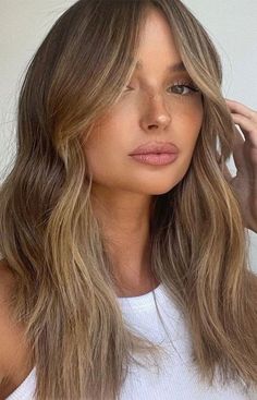 70 Sexy Curtain Bangs That Will Frame Your Face (2022) Secret Hair Extensions, Hair Contouring, Bronde Hair, Bangs For Round Face, Beautiful Haircuts, Haircuts With Bangs