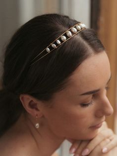 Bridal Hair Band, Pearls In Hair Down, Bridal Headband With Hair Down, Bride Headpiece Pearl, Greece Hair, Bridal Pearl Headband, Gold Headpiece Wedding, Gold Bridal Headband, Pearl Headpiece Wedding