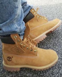 Timberland boots #dreamersonly Timberland Outfits Women, Timberland Boots Outfit, Timberland Outfits, Pretty Shoes Sneakers, Christmas Shoes, Shoes Outfit Fashion, Shoe Wishlist, Timberlands Shoes, Timberlands