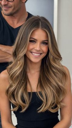 Balayage Hair Brown To Caramel, Best Brunette To Blonde Hair, Bronde Balayage Caramel, Stunning Hair Color Ideas, Hair Styles With Money Piece, Hair Color Ideas For Brown Hair Balayage, Autumn Bronde Hair, Fall Brown Hair Ideas, Money Piece Only