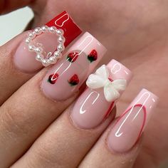 fresita girl nails🍓🍓🍓 Strawberry Nails, Quinceanera Nails, Cute Pink Nails, Red Acrylic Nails, Girl Nails, Cute Simple Nails, Summery Nails, Girly Acrylic Nails, Classy Acrylic Nails