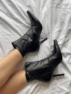 Vintage 90's Pointed toe boots y2k black heel high leather slim heel women's shoes FAITH Uk 6 EU 39 US 8.5 high heels y2k , black platform  soft genuine leather size 39 / 6  insole 24.5-25 cm (9.8') heel 10 cm - 3.9 ' condition is very good, all videos and photos are unprocessed. there are minor traces of wear, which is obvious, the shoes had a life before you!)  made in Brazil. Edgy High Heeled Boots In Faux Leather, Fitted High-top Faux Leather Heeled Boots, Edgy Faux Leather Platform Boots With Pointed Toe, Fitted Faux Leather High-top Heeled Boots, Edgy High Heel Faux Leather Boots, Edgy Heeled Boots With Sculpted High Heel, Edgy Pointed Toe Platform Boots For Night Out, Edgy High Heel Boots With Sculpted Heel, Edgy High Heeled Boots With Sculpted Heel