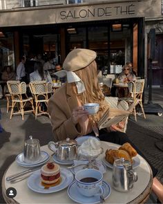 French Cafe Outfit, Angelina Cafe, Paris Morning, French Coffee Shop, Breakfast Shot, Breakfast Outfit, French Vibes, Paris Tea