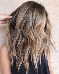 67 Gorgeous Balayage Hair Color Ideas - Best Balayage Highlights,Beachy balayage hair color ##balayage #blondebalayage #hairpainting #hairpainters #bronde #brondebalayage #highlights #ombrehair Bronde Balayage Chunky, Balayage With Teasy Lights, Long Collarbone Length Hair, Low Lights Money Pieces, Choppy Ends Haircut Medium, Medium Bronde Balayage, Summer Hair 2024 Bronde, Balayage On Mousy Brown Hair, Easy Maintenance Bronde