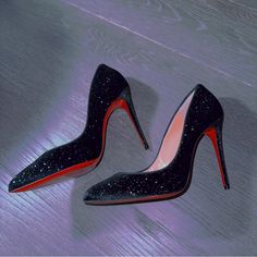 Not Sure About The Style Name Display Shoes No Dust Bag No Box Runs A Little Small Heel Height Is About 10cm Price Firm . Don’t Offer Thanks Red Velvet Heels, Display Shoes, Velvet Heels, Louboutin Heels, Glitter Heels, Louboutin Shoes, Christian Louboutin Shoes, Shoes Women Heels, Christian Louboutin