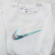 Product detail: White Embroidered Sporty Sweatshirt, Sporty White Tops With Custom Embroidery, White Casual Tops With Custom Embroidery, White Casual Top With Custom Embroidery, White Long Sleeve Top With Custom Embroidery, Casual White Sweatshirt With Machine Embroidery, Casual Tops With Multicolor Embroidery And Logo, Casual White Sweatshirt With Floral Embroidery, Casual Embroidered Multicolor Top