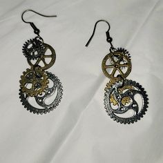 Clock & Gear Nwot Bought For Halloween But Changed My Mind Rhinestone Ear Cuff, Gear Earrings, Clock Gears, Book Tour, Long Dangle Earrings, Round Stud Earrings, Pearl Earrings Dangle, Metal Earrings, Earrings Color