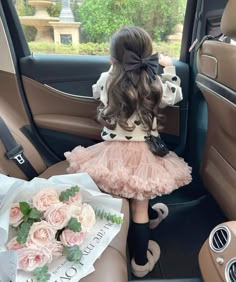 Old Money Baby Girl Outfits, Little Girly Girl Aesthetic, Rich Daughter Aesthetic, Baby Aesthetic Girl, Baby Girl Aesthetic, Color Ponytail, Ponytail Clip