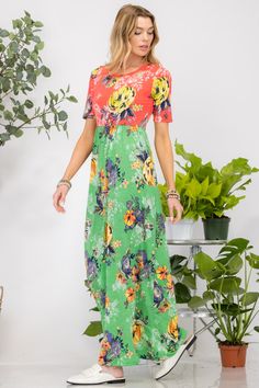 The Printed Round Neck Short Sleeve Maxi Dress is a stunning and versatile piece that combines effortless style with maximum comfort. Featuring a flattering round neckline, short sleeves, and a sweeping maxi length, this dress offers a chic and elegant silhouette. The all-over print adds a touch of whimsy and personality, making it a perfect choice for both casual outings and special occasions. Whether dressed up with heels and accessories or worn with sandals for a more laid-back look, this maxi dress is a wardrobe essential that is both comfortable and fashion-forward. Features: Pocketed Sheer: Opaque Stretch: Slightly stretchy Body: Not lined Material composition: 95% polyester, 5% spandex Made in USA Tropical Maxi Dress, Short Sleeve Maxi Dress, Elegante Y Chic, Formal Cocktail Dress, Short Sleeve Maxi Dresses, Chic And Elegant, Evening Dresses Cocktail, Maxi Dress Cocktail, Maxi Dress Formal