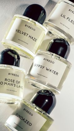 Byredo Photography, Byredo Branding, Fragrance Photography Ideas, Makeup Highschool, Luxury Perfume Aesthetic, Byredo Makeup, Perfume Byredo, Byredo Aesthetic, Fragrance Branding