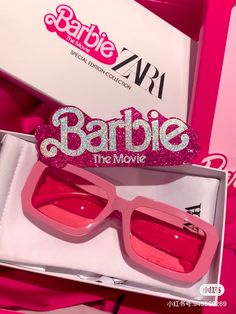 Pink Girly Things Accessories, Pink Locker, Rich Couple, Pink Room Decor, Pink Lifestyle, Pink Life, Barbie Toys, Barbie Life