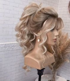 Hairstyles Homecoming, Elegant Wedding Hair, Long Hair Wedding Styles, Homecoming Hair, Wedding Hair Inspiration, Hair Wedding, Hairdo For Long Hair, Smokey Eyes