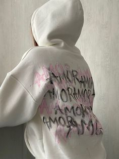 Amor Hoodie, Miyagi, Italian Outfits, Stockholm Fashion, Mode Inspo, 로고 디자인, Looks Style, Dream Clothes, Hoodie Design