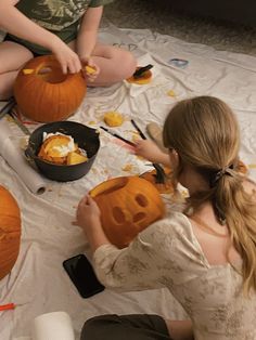 Halloween Sleepover, Pumkin Carving, Fall Boards, Hallowen Ideas, Fall Dates, Fall Bucket List, Halloween Vibes, Pumpkin Season, Season Of The Witch