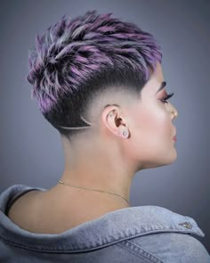 Unique Haircuts, Short Punk Hair, Formal Hairstyles For Short Hair, Undercut Hairstyles Women, Clipper Cut, Instagram Thoughts, Short Hair Hacks, Girls Short Haircuts, Punk Hair