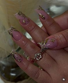 Gold Chrome Nails, Hoco Nails, Chrome Nails Designs, Gold Nail Designs, Gold Nail, Colored Acrylic Nails, Girly Acrylic Nails, Cute Acrylic Nail Designs, Classy Acrylic Nails