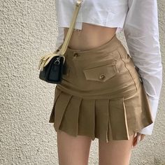 Skirt Streetwear, Women Korean Fashion, Micro Skirt, Korean Fashion Casual, Y2k Aesthetic Outfits, A Line Mini Skirt, Crop Top Shirts, Skirt Women, Pleated Mini Skirt