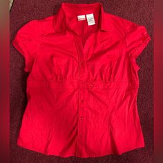 Junior’s Xl Red Blouse Nwot Beautiful Short Sleeve Blouse Red Blouse, Beautiful Shorts, Red Blouses, No Boundaries, Short Sleeve Blouse, Boundaries, Sleeve Blouse, Top Blouse, Blouses