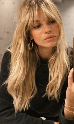 Haircut Selfie, Photo Hijab, Cute Hairstyle, Blonde Hair Inspiration, Blonde Hair Looks, Hijab Girl, Long Hair With Bangs, Good Hair Day, Cut My Hair