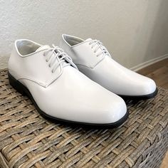 Step Up Your Formalwear With These Sleek Joseph & Feiss White Tuxedo Shoes, Perfect For Weddings, Black-Tie Events, Or Any Occasion That Demands Classic Style. These Shoes Feature A Polished White Finish, A Comfortable Fit, And Timeless Design. Gently Worn, In Excellent Condition, Never Worn Outside With Minimal Signs Of Use. Ideal For Adding A Touch Of Elegance To Any Formal Outfit. Details: Brand: Joseph & Feiss Color: White Size: Men’s 10 Condition: Very Well-Maintained, Never Worn Outside Pe White Dress Shoes Men, Tuxedo Shoes, Men's Wedding Shoes, White Dress Shoes, White Tuxedo, Black Tie Event, Formal Outfit, S 10, Shoes Men