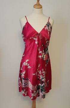 Silky  red satin  Asian  style print  slip dress. Cut on the bias  shaped at the bust ,  adjustable  shoe string straps  , deep V back with ties. This dress slip is non see through  can be worn as a dress or lounge wear . Size     Large   *  a flexible fit   Bust    38"  Hips  44" Length   28"   A very attractive  piece  in very good vintage condition. Care *  Hand Wash  Hang To Dry Satin Clothing, Print Slip Dress, Adjustable Shoes, Dress Slip, Polyester Satin, Red Satin, Asian Style, Dress Red, Red Dress