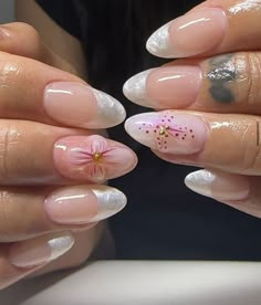 Summer Island Nails, Summer Hawaii Nails, Simple Tropical Nails, Sculpted Flower Nails, Fairy Nail Art, Coral Nails With Design, Hawaii Nails, Bow Nail Designs, Orchid Nails