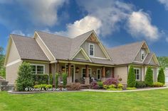 a large house that is in the grass