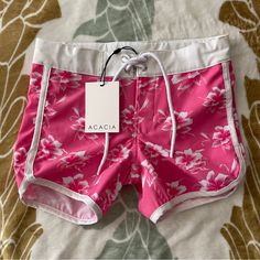 Nwt Acacia Boys Size Medium Neon Vintage Boardshorts. Retail: $85 Please Research Product And Reviews Prior To Buying! It Is Your Responsibility As A Buyer To Research The Product So You Are Not Surprised When Receiving It And It Is Not To Your Liking! Price Is Firm. Bundle 3+ Listings For Discount! No Trades/Holds. Please Ask Any Questions Prior To Buying. Summer Short Swim Trunks For Playwear, Summer Style Short Swim Trunks For Play, Fitted Pink Shorts For Beachwear, White Shorts For Spring Poolside, Short Swim Trunks With Built-in Shorts For Playwear, Fitted White Swim Trunks For Summer, Pink Athletic Shorts For Beach In Spring, Summer Playwear Shorts, Fitted Pink Short Swim Trunks