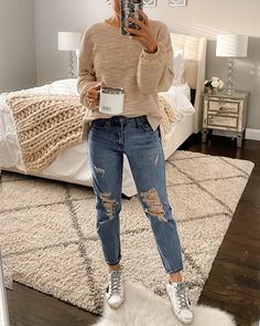 Leopard Sneakers Outfit, Jeans Booties Outfit, Jeans Boots Outfit, Sweater Jeans, Booties Outfit, Leopard Sweater, Tan Sweater, Latest Instagram, Instagram Outfits