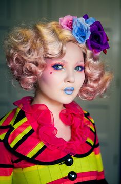 Neon makeup omg Hunger Games Makeup, Hunger Games Capitol, Doe Deere, Effie Trinket, The Unicorn, Fantasy Makeup, Halloween Make, Photo Projects, Costume Makeup