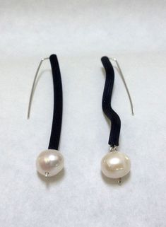 Pearl Earrings: Dagmara Costello: Rubber & Pearl Earrings | Artful Home Jewelry Earings, Small Silver Earrings, Jewelry Artist, Glass Furniture, Bar Stud Earrings, Silver Jewelry Design, Earring Ideas, Bar Studs