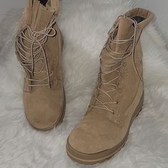 Altama, Tan, Lace-Up Closure, Round Toe, Hard Toe, High M Top Boot, 11461b Gore-Tex Cold Weather Combat Military Boots Color Tan Sz 9.5 R Nwot Or Box No Scuffs, Stains, Or Holes. Khaki Lace-up Boots With Rubber Sole, Khaki Boots With Vibram Sole And Round Toe, Khaki Boots With Vibram Sole, Beige Boots With Reinforced Round Toe, Khaki Lace-up Boots With Vibram Sole, Khaki Suede Lace-up Boots, Khaki Lace-up Suede Boots, Lace-up Work Boots With Removable Insole, Khaki Lace-up Desert Boots With Reinforced Toe