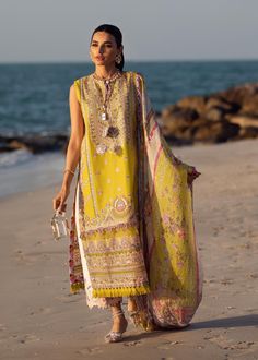 Yellow Lawn Kameez Capri Dupatta Pakistani Party Wear Kanwal Malik, Printed Kurti Designs, Pakistani Boutique, Eid Dress, Lawn Design, Pakistani Designer Clothes, Pakistani Party Wear, Eid Dresses, Embroidery Patch