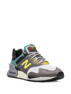 Shop New Balance MS997 Bodega No Bad Days sneakers with Express Delivery - Farfetch Vintage Shoes Men, Crazy Sneakers, New Balance Style, No Bad Days, Sneakers Grey, Block Design, Colour Block, New Balance Sneaker, Vintage Shoes