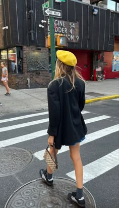 Layers Outfit, Gala Gonzalez, Fall Outfit Inspiration, Emmanuelle Alt, Clothing Winter, Fall Lookbook, Winter Inspired, Paris Mode, Ideas Outfit