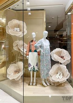 Can be used as window display props in my store Visual Merchandising Trends 2023, Spring Window Display Ideas, Window Display Ideas, Cool Retail