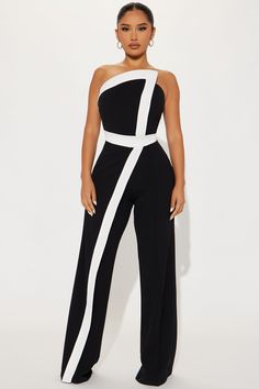 Jumpsuit Outfit Black, Graduation Outfits For Women, Classy Jumpsuit, Black Dinner, Black White Jumpsuit, Two Piece Jumpsuit, Graduation Outfit, White Jumpsuit, Black White Fashion