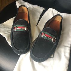 Gucci Loafers/Drivers In Mint Condition. Only Worn A Few Times They Are Basically Brand New. Comes With Silk Gucci Storage Bags As Well. Mens Us Shoe Size 10. Gucci Suede Loafers With Leather Sole, Designer Suede Loafers With Flat Heel, Casual Black Loafers With Suede Lining, Gucci Suede Formal Loafers, Gucci Suede Loafers For Formal Occasions, Gucci Black Flat Loafers, Gucci Casual Black Loafers, Designer Black Suede Loafers, Black Designer Suede Loafers