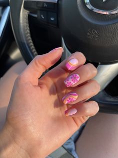 Square retro acrylic nails with pink and orange gel Square Retro Nails, Retro Pink Nails, Pink Trendy Nails Short Square, Retro Floral Nails, Gel Nails Pink And Orange, Retro Acrylic Nails, Summer Nail Ideas 2023, Olivia Nails, Cute Summer Nail Ideas